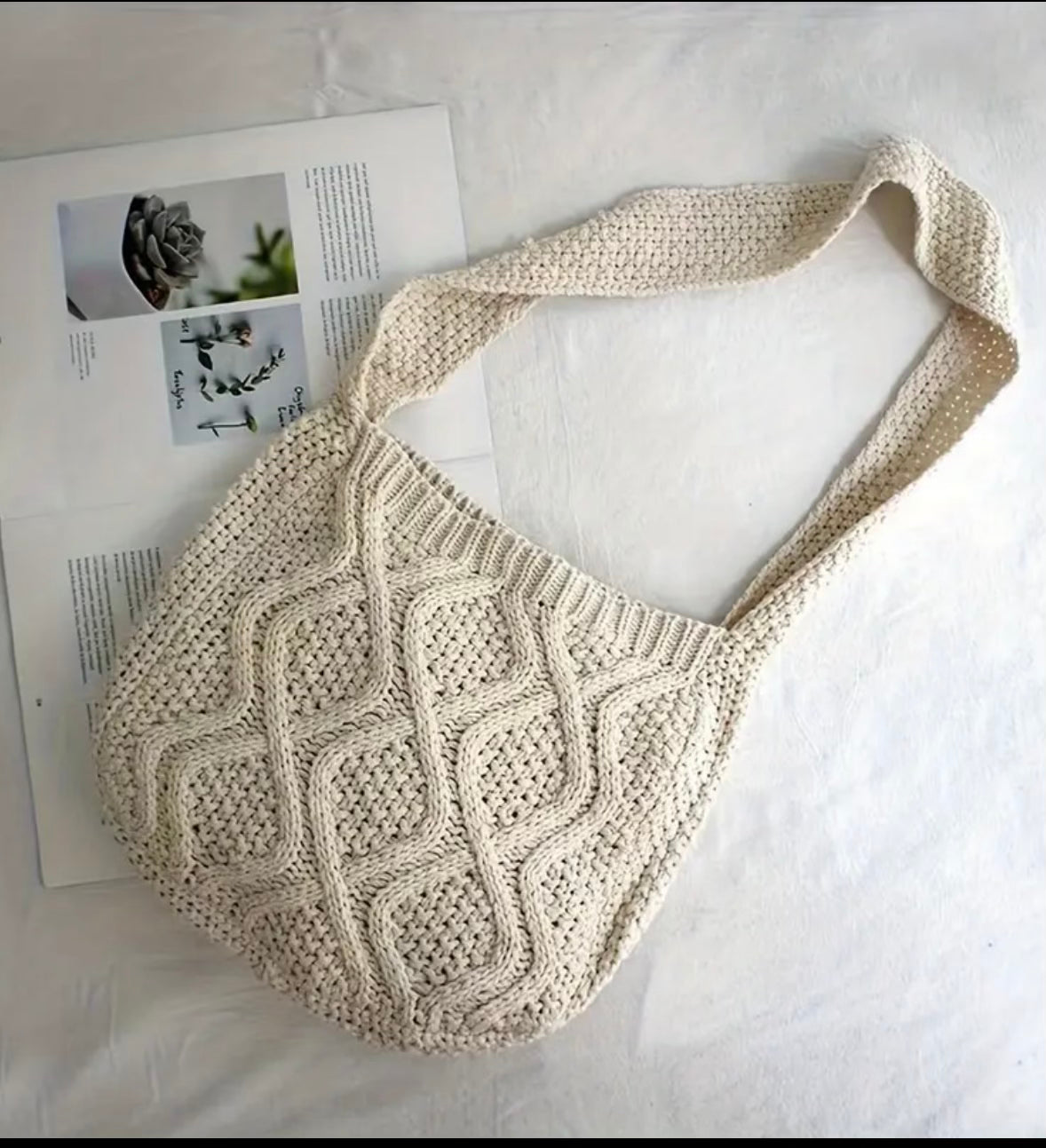 Close-Knit Tote