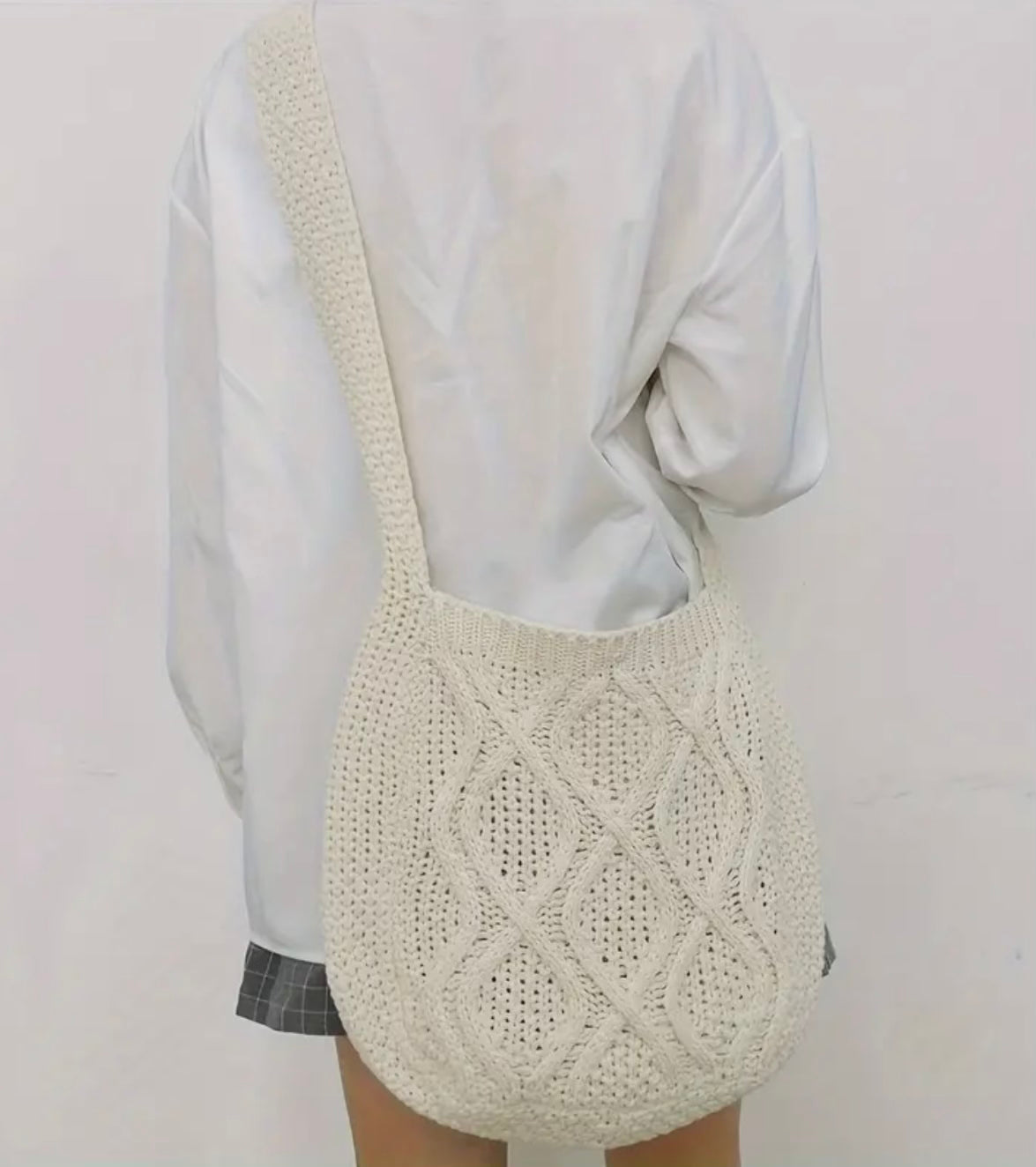 Close-Knit Tote